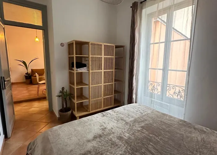 Villarey Home - Central Apartment In Menton